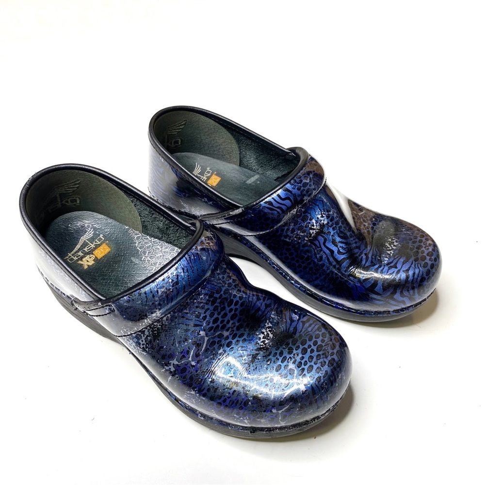 Dansko XP 2.0 Professional Clogs Blue Patent Leather Nurse Work Shoes EU 38